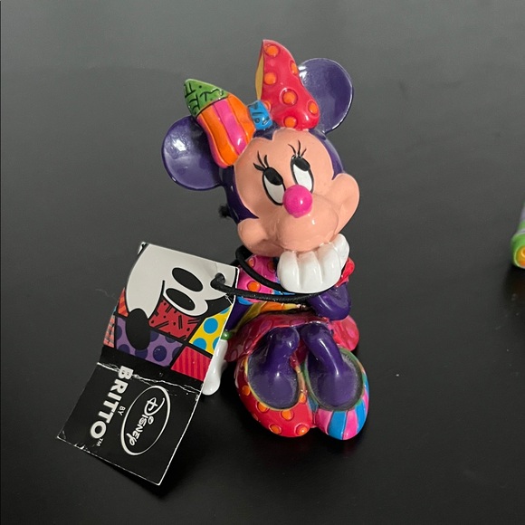 Britto Disney Colorful Winnie the Pooh and Minnie Mouse Figurines - Picture 8 of 8